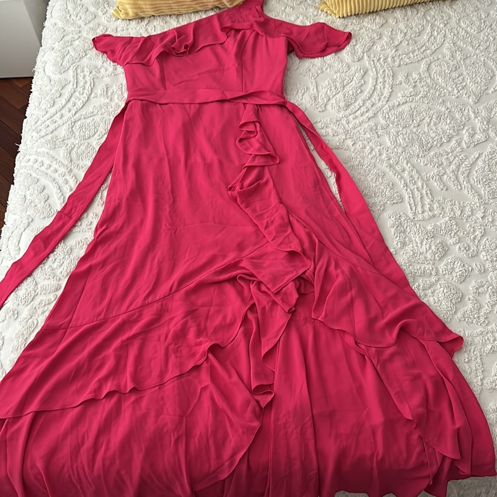 BCBGMaxAzria Pink Ruffle Wedding Dress - Picture 7 of 10